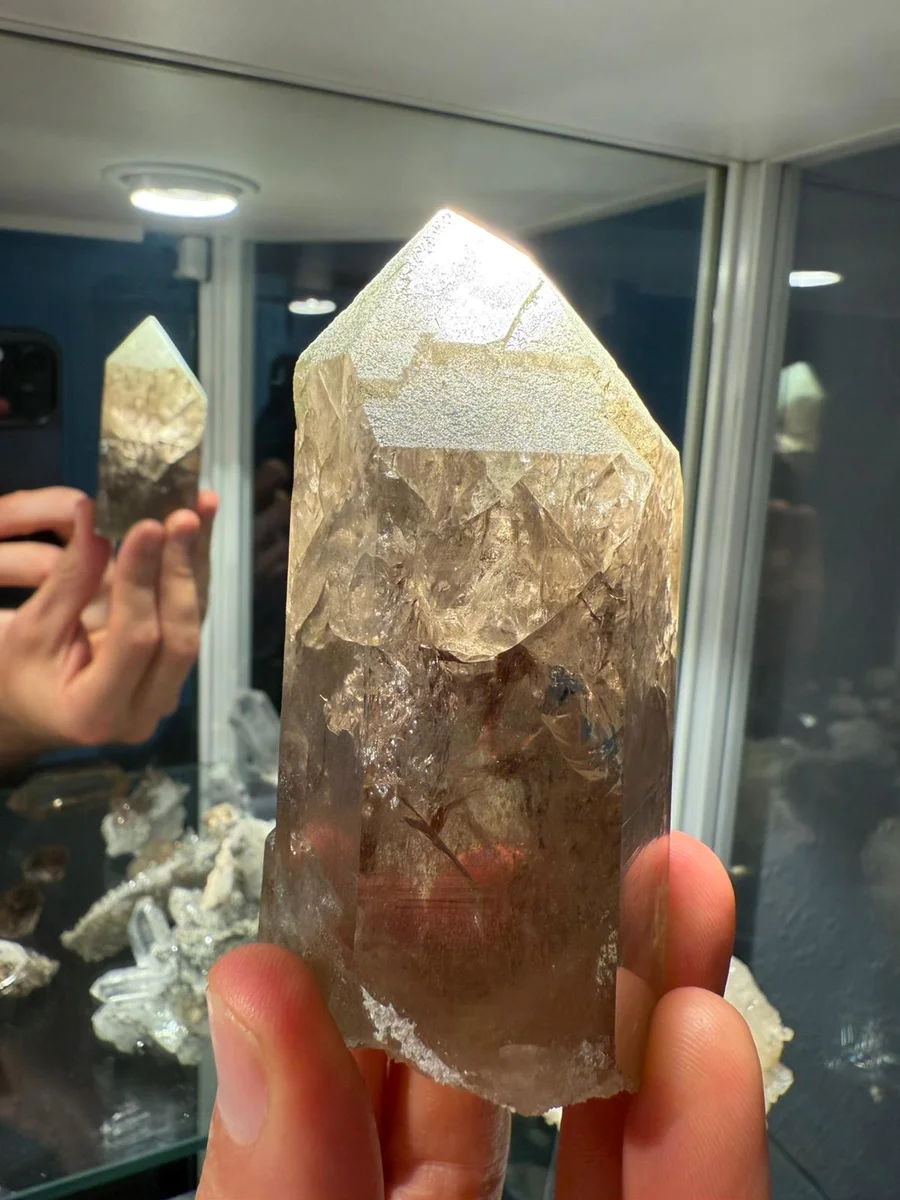 2 smoky quartz points with chlorite - Image 2