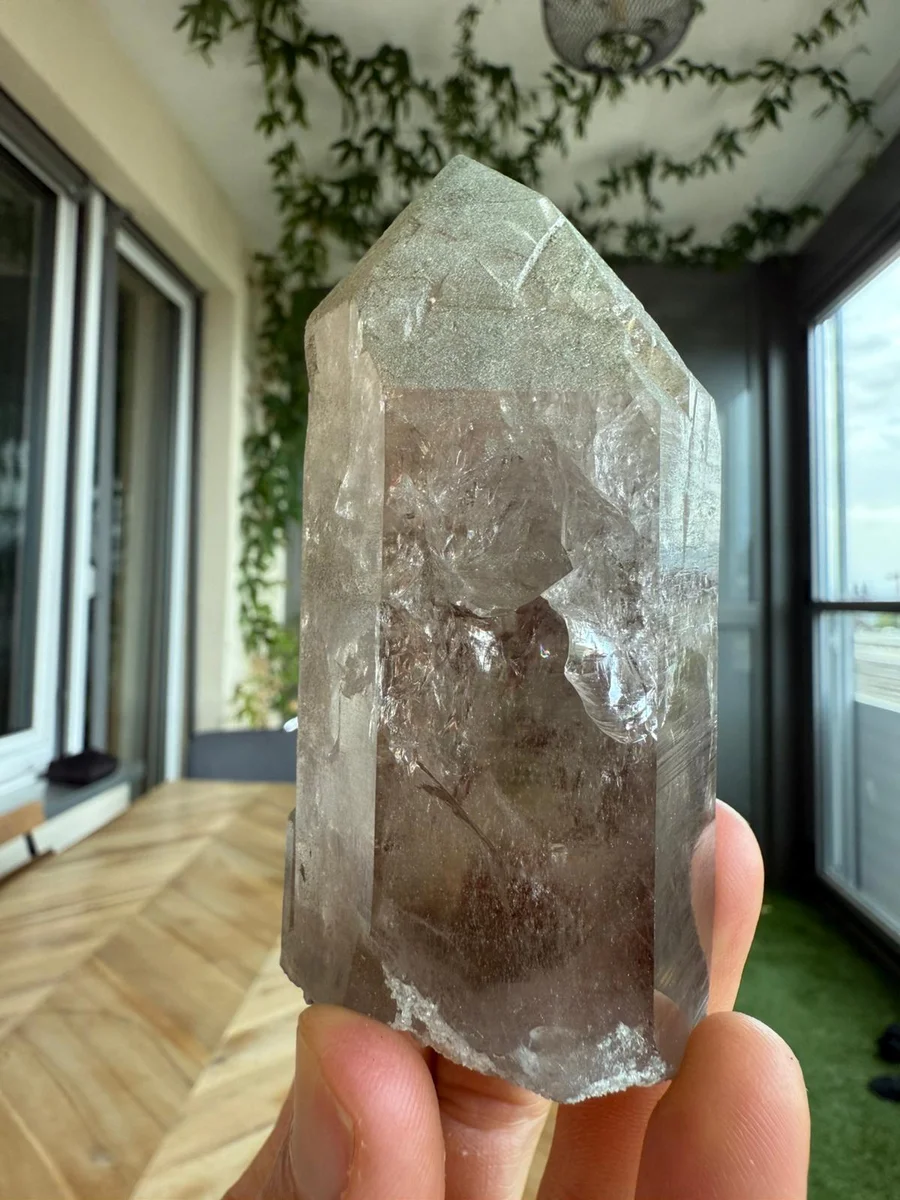 2 smoky quartz points with chlorite - Image 8